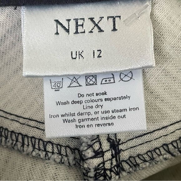 NEXT UK 12 Striped Women's Shorts 100% cotton made in Lithuania good condition - Picture 5 of 6